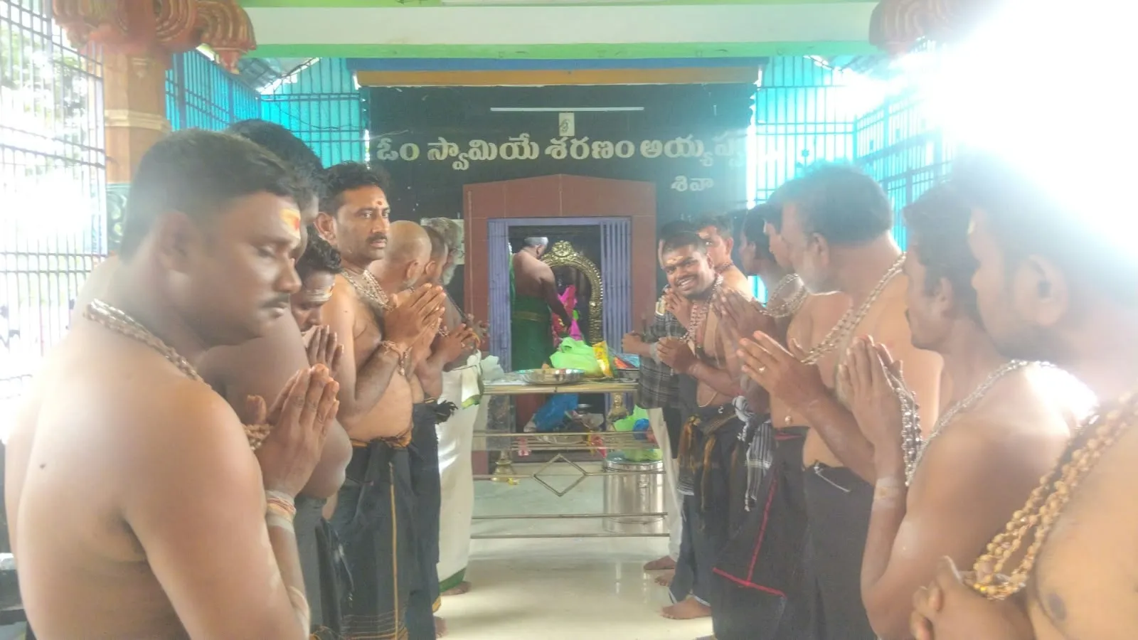 అయ్యప్ప స్వామికి ప్రత్యేక అభిషేకాలు, పూజలు