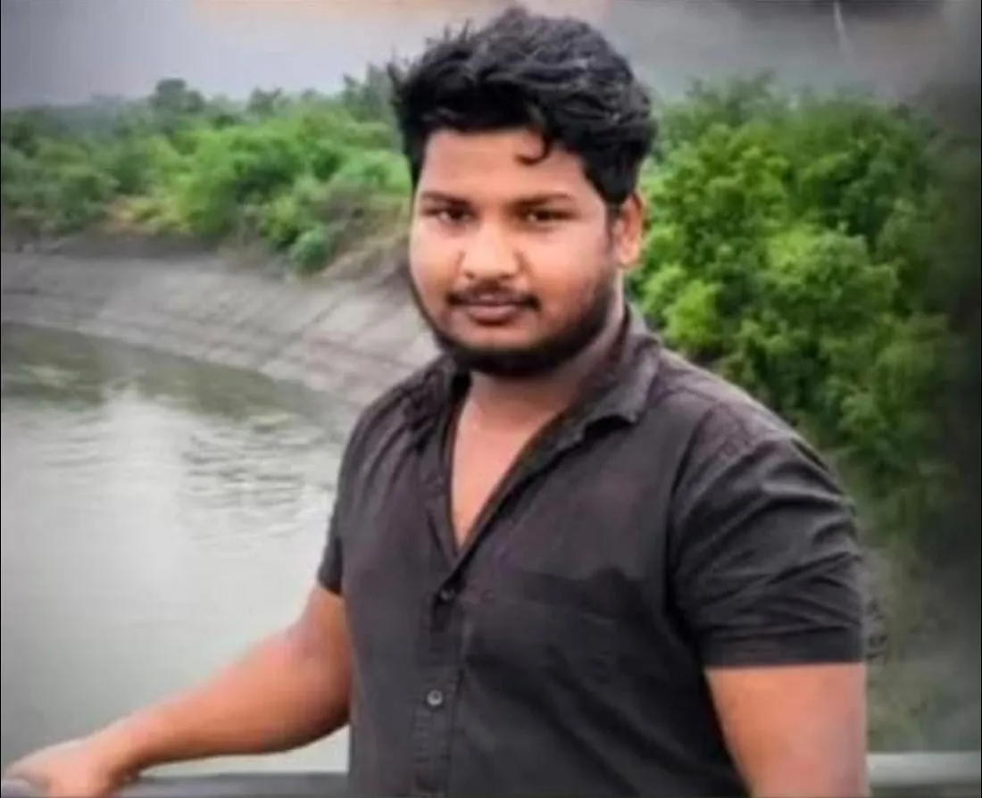 రోడ్డు ప్రమాదంలో యువకుడు మృతి.