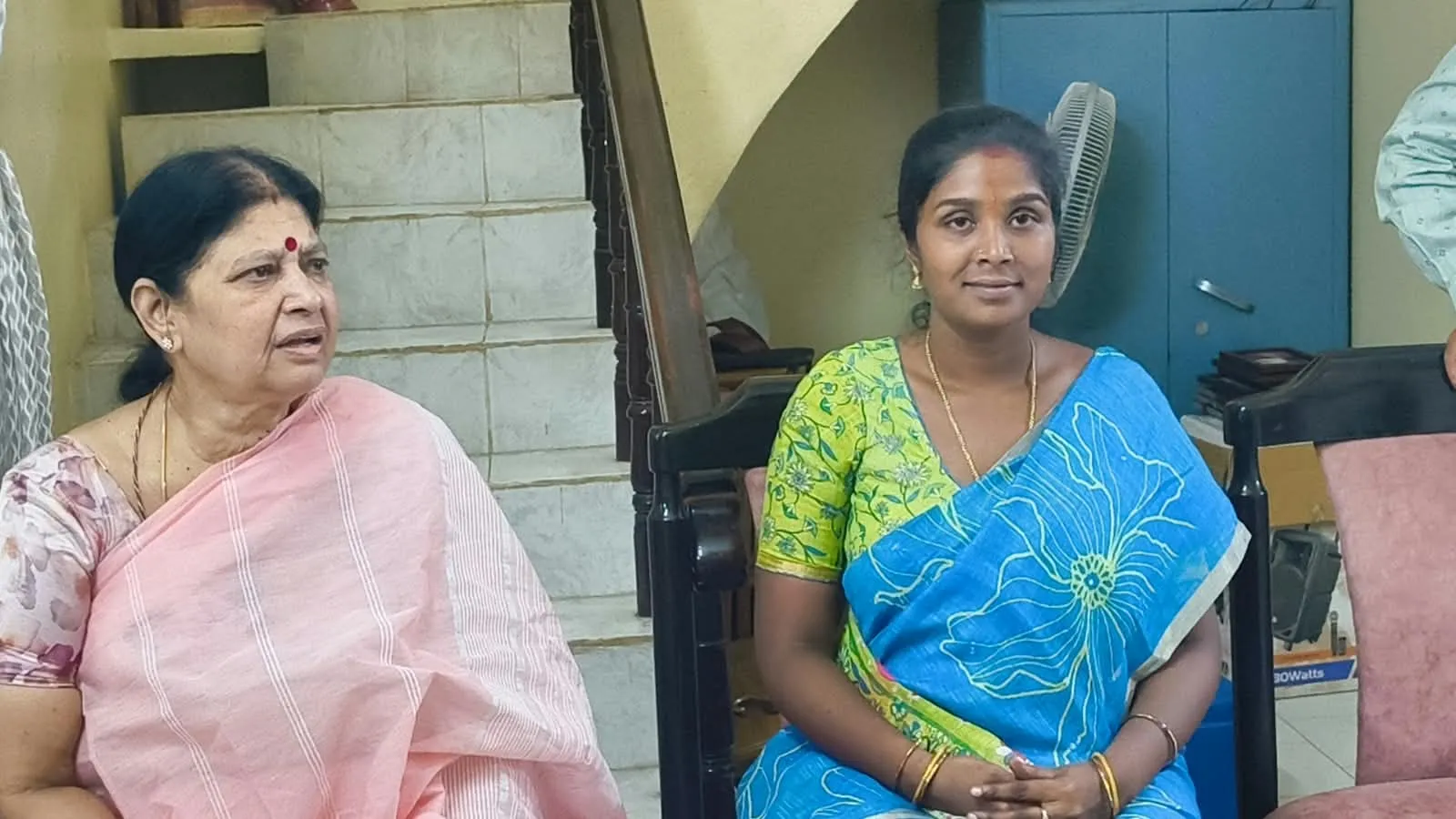 ప్రచారంలో దూసుకుపోతున్న టీడీపీ జడ్పీటీసీ అభ్యర్థి అరవ లిఖిత.